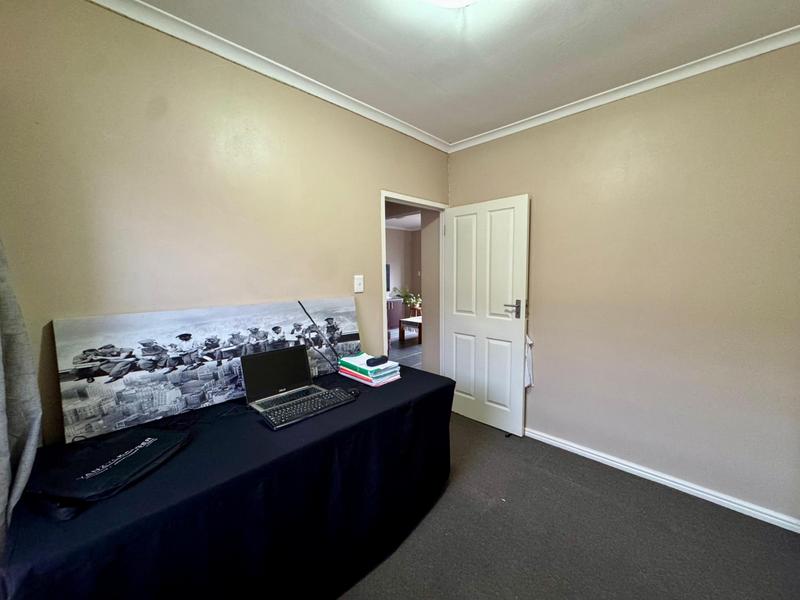 3 Bedroom Property for Sale in Soneike Western Cape